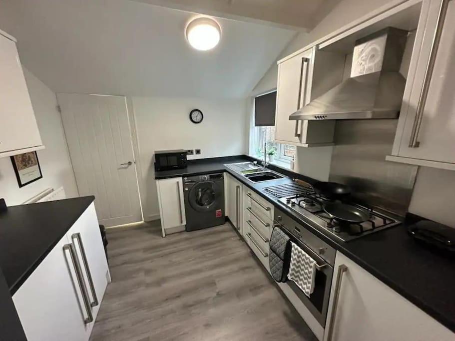 Blossom Holiday Lets - 3 Bed Bensham Apartment Gateshead Exterior foto